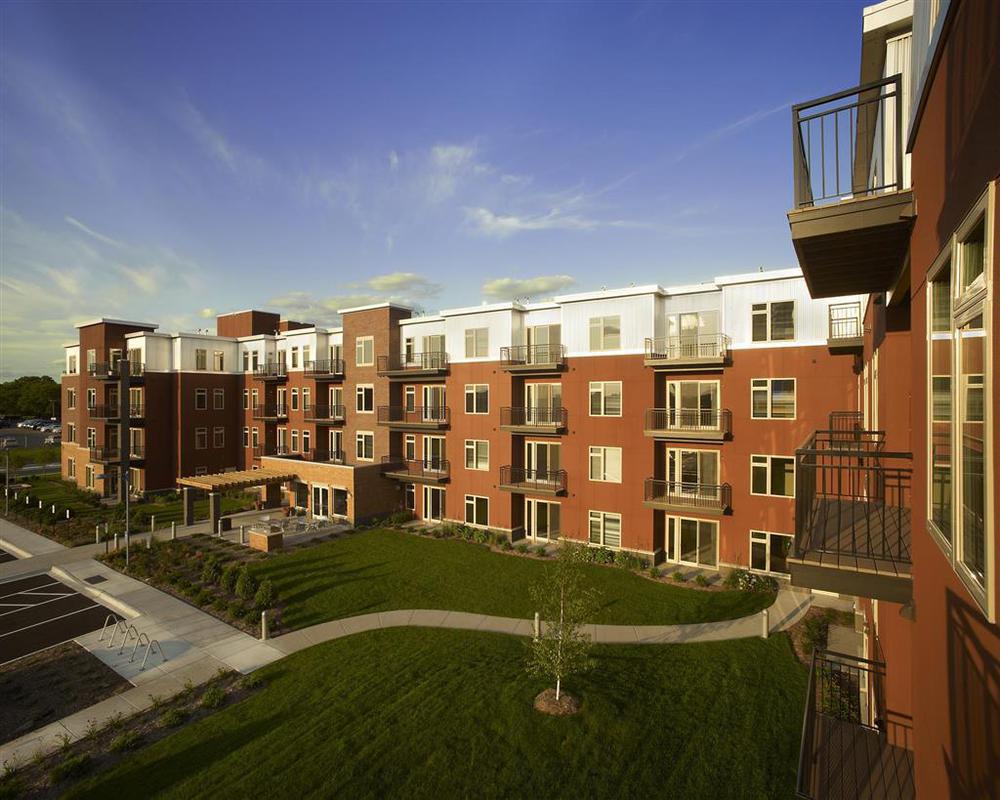 אדינה Execustay At York Place Apts מראה חיצוני תמונה
